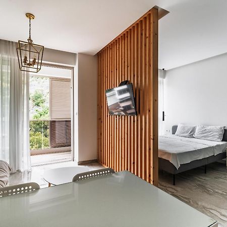 Aura Tower Aparments By In Property Rafailovići Eksteriør billede