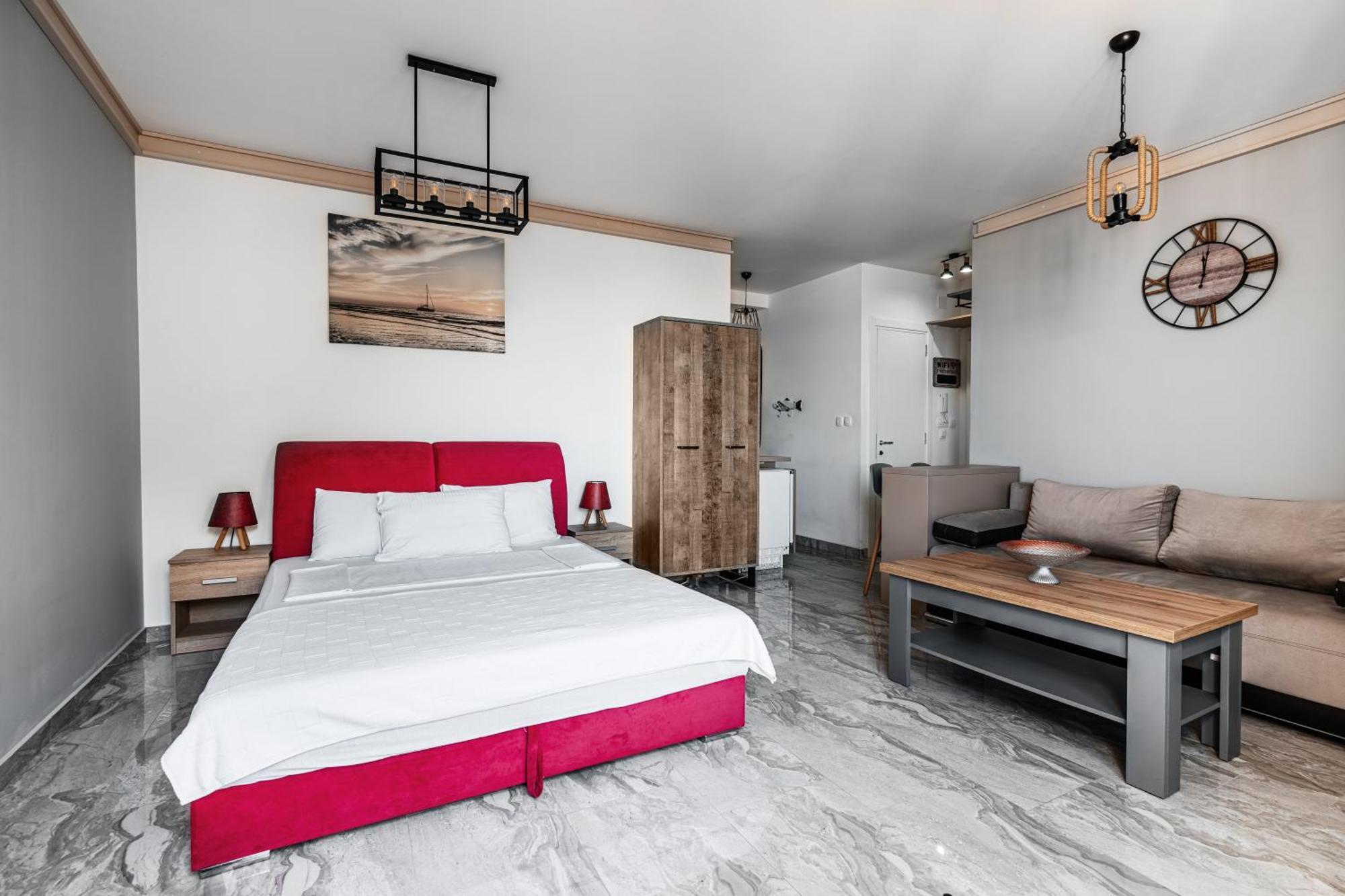Aura Tower Aparments By In Property Rafailovići Eksteriør billede