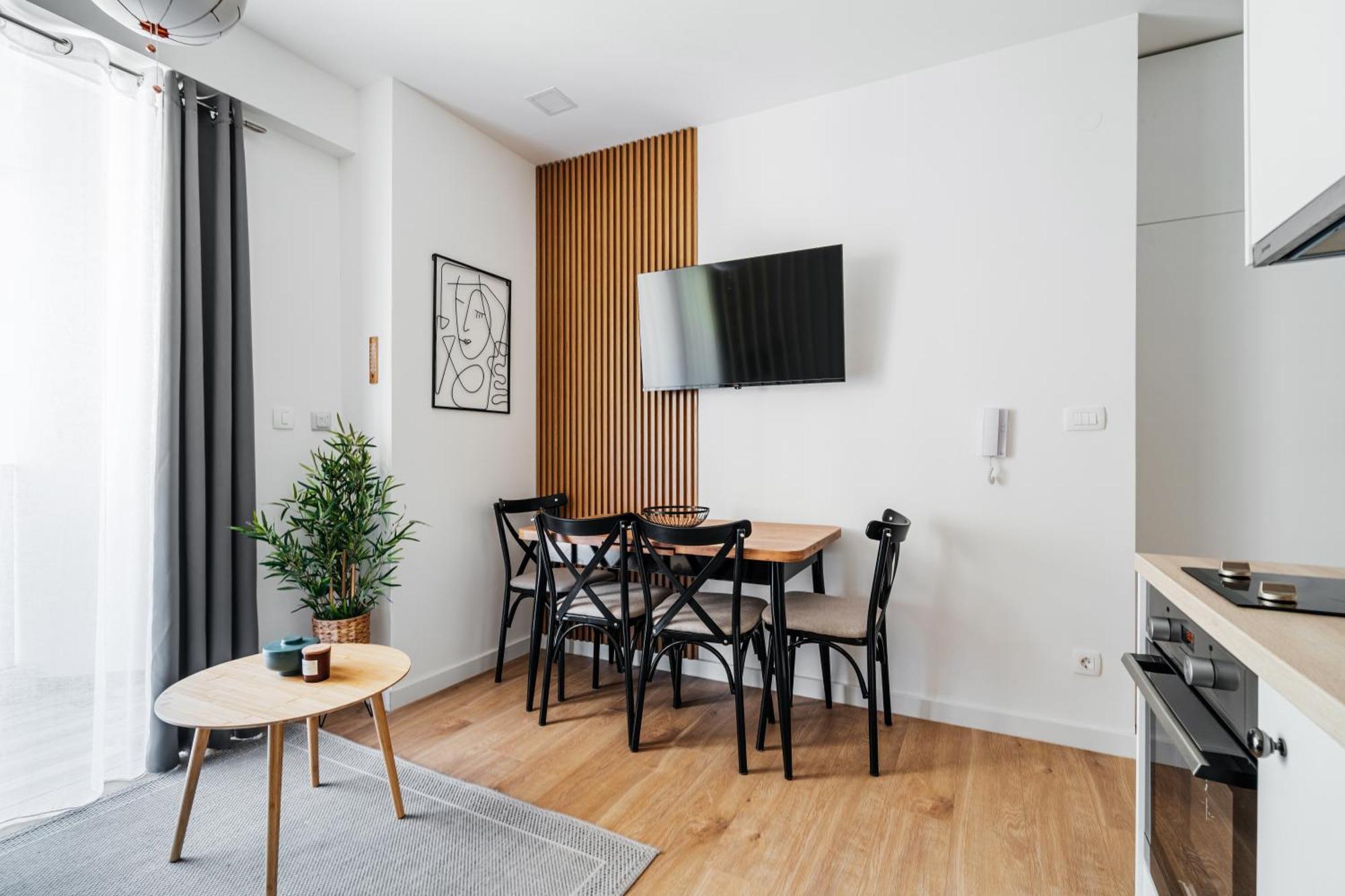 Aura Tower Aparments By In Property Rafailovići Eksteriør billede