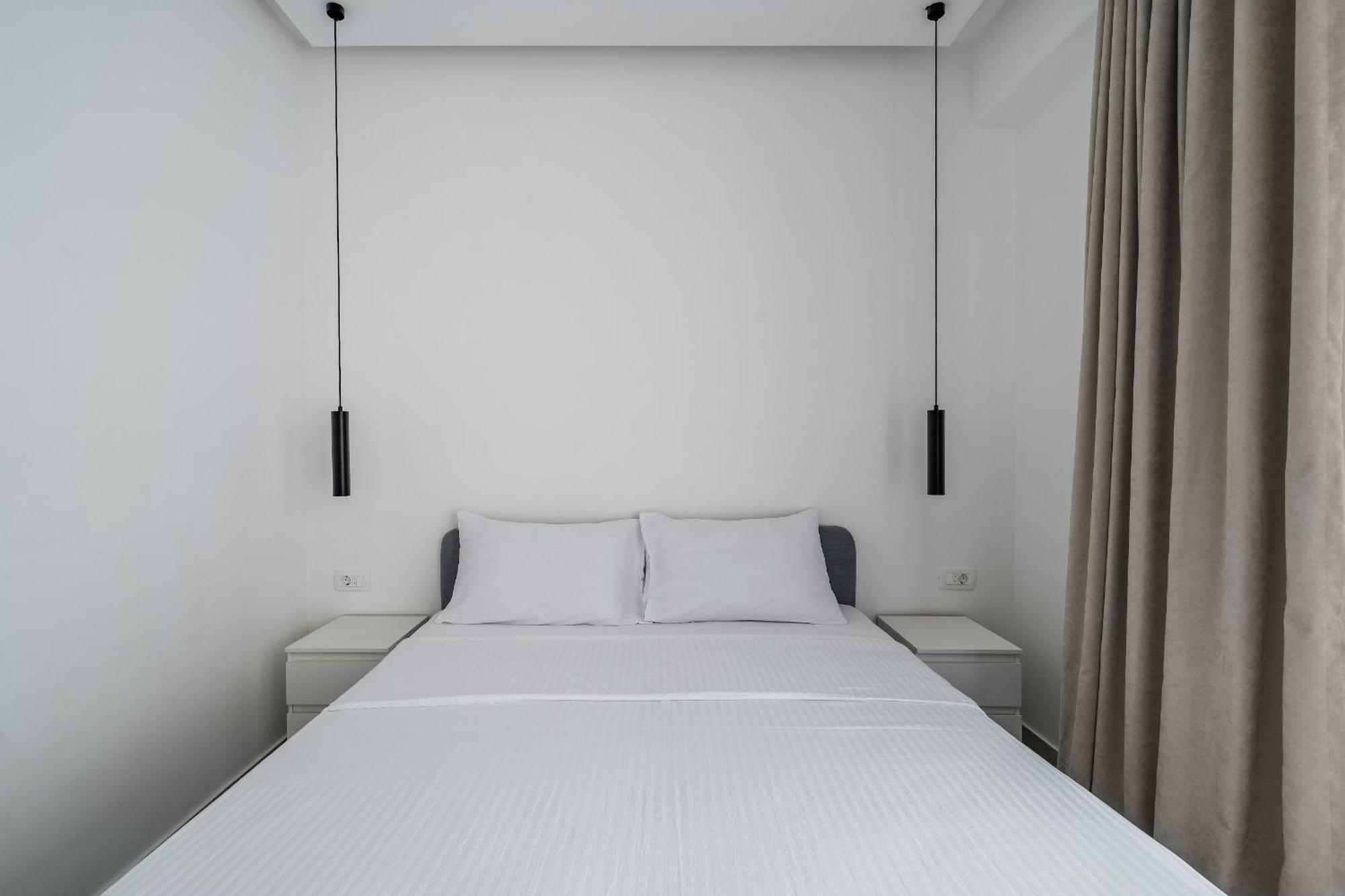 Aura Tower Aparments By In Property Rafailovići Eksteriør billede
